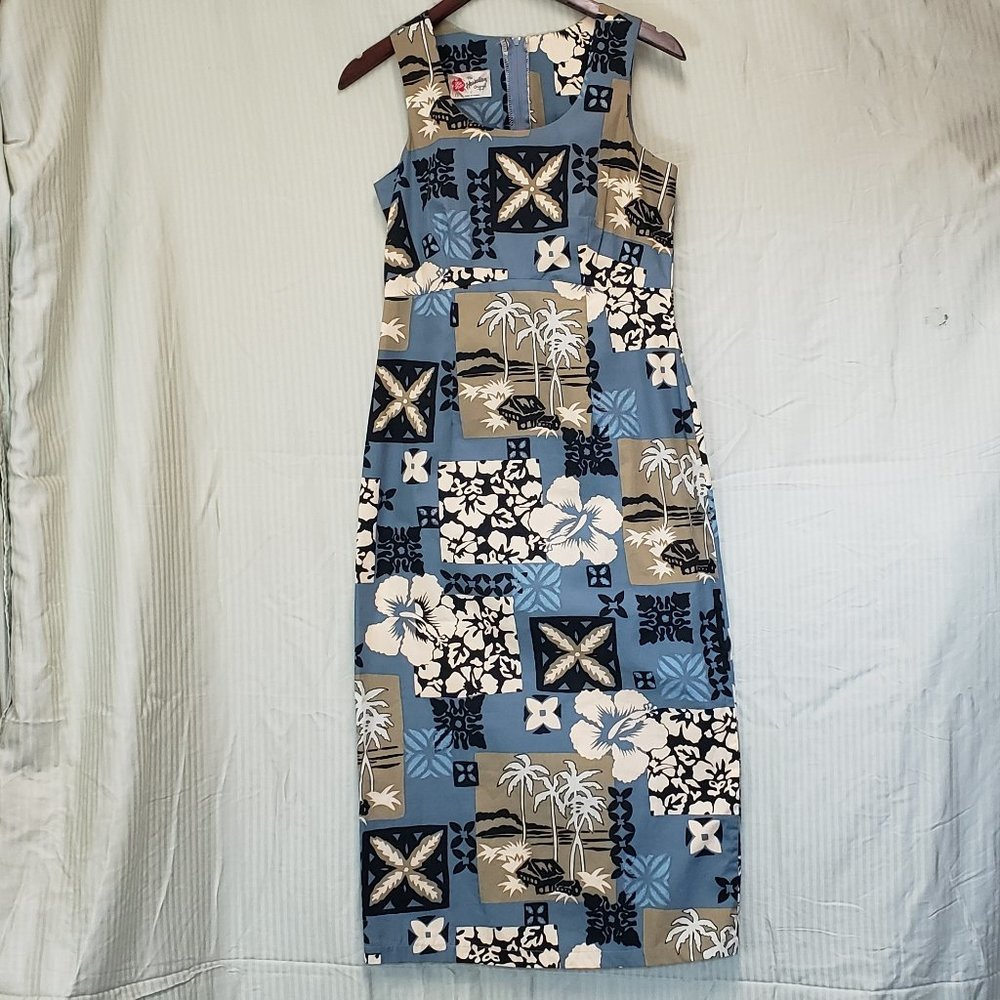 🍁Size 6, Hilo Hattie Fitted MuuMuu with native culture art pattern prints.